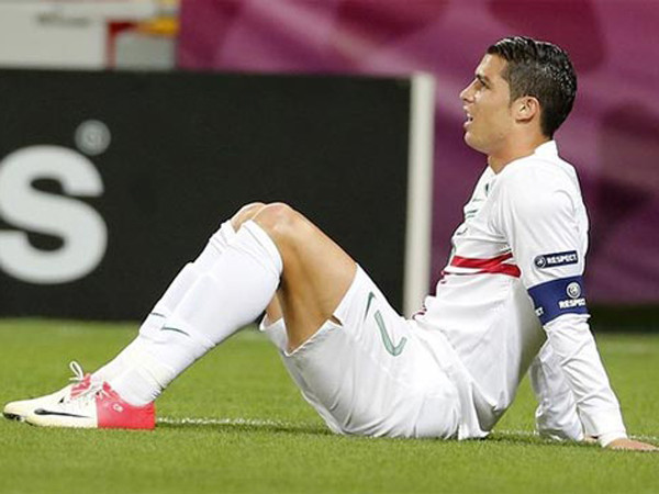 Ronaldo không có cơ hội thực hiện quả phạt đền cuối