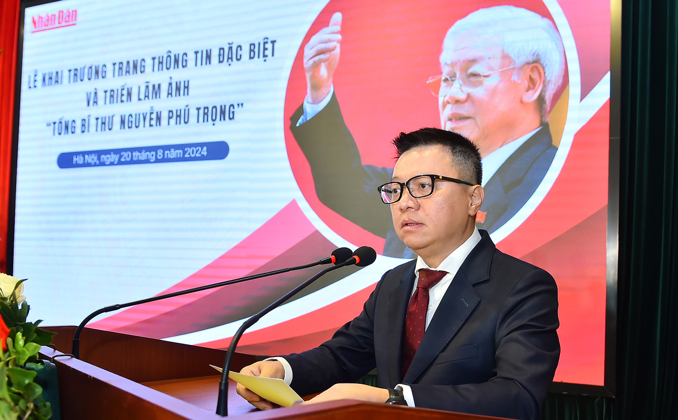 Tổng Biên tập Báo Nhân Dân Lê Quốc Minh phát biểu tại buổi lễ. Ảnh: Nhật Minh.
