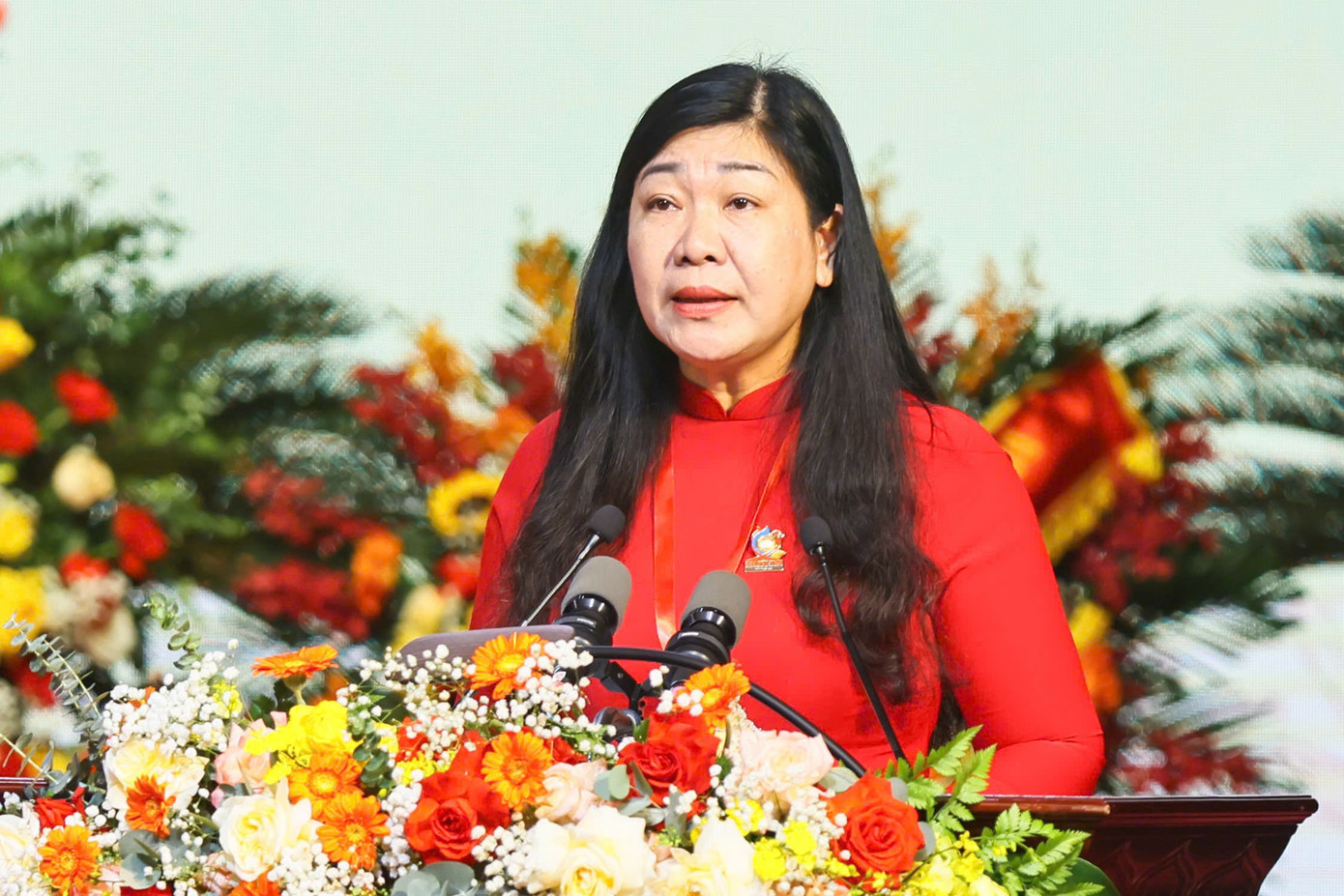 Bà Nguyễn Lan Hương tái đắc cử Chủ tịch Ủy ban MTTQ Việt Nam thành phố Hà Nội. Ảnh: Nhật Minh