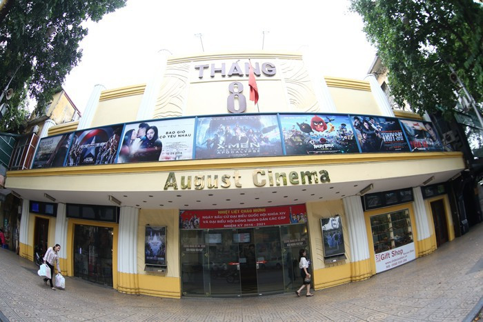 Rạp Tháng 8 thuộc Công ty TNHH một thành viên Điện ảnh Hà Nội. .Ảnh: PV. Rạp Tháng 8 thuộc Công ty TNHH một thành viên Điện ảnh Hà Nội. .Ảnh: PV.