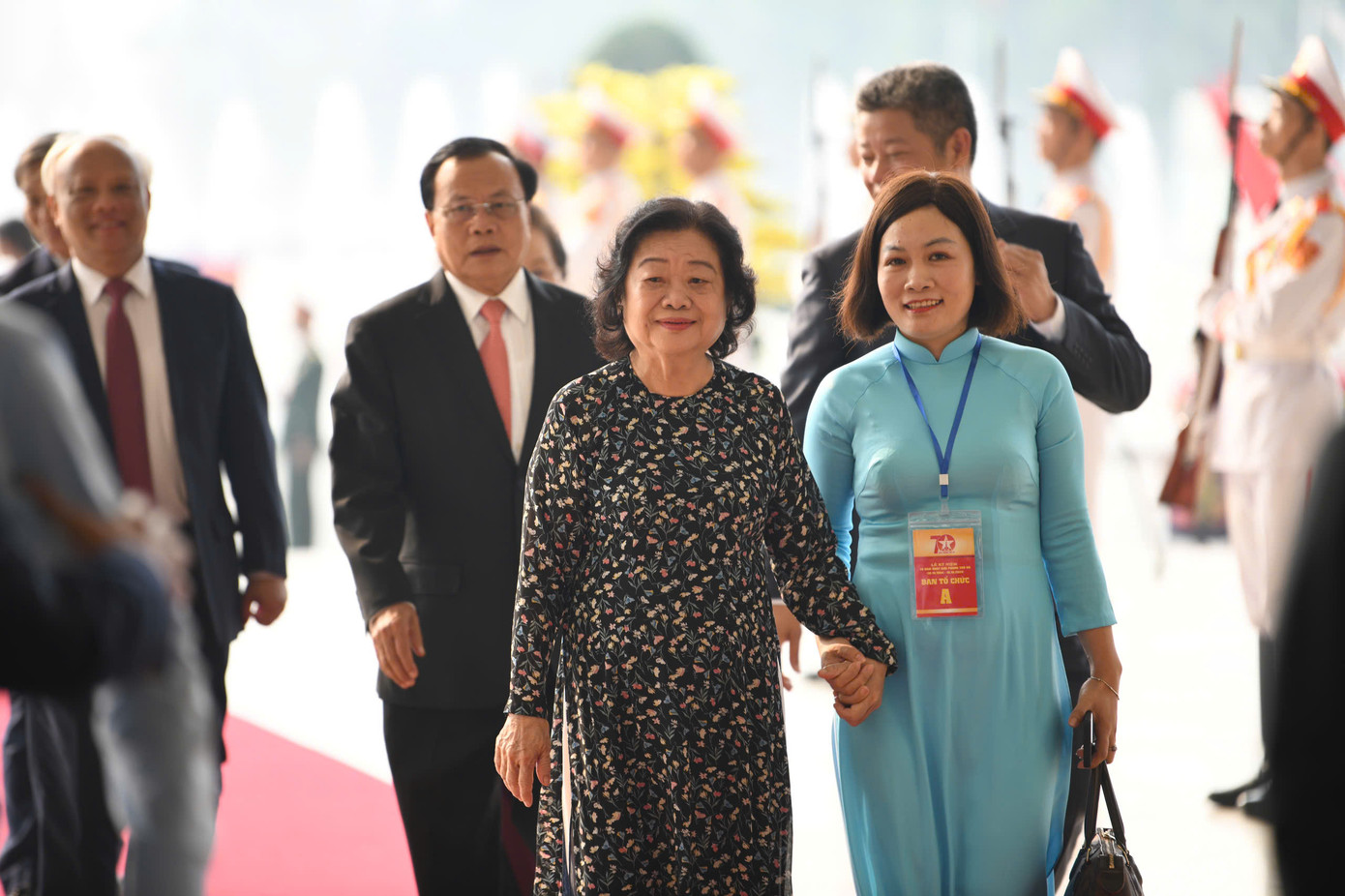 Nguyên Phó Chủ tịch nước Trương Mỹ Hoa, nguyên Phó Chủ tịch nước Nguyễn Thị Doan tới dự chương trình kỷ niệm. Ảnh: Như Ý. Nguyên Phó Chủ tịch nước Trương Mỹ Hoa, nguyên Phó Chủ tịch nước Nguyễn Thị Doan tới dự chương trình kỷ niệm. Ảnh: Như Ý.