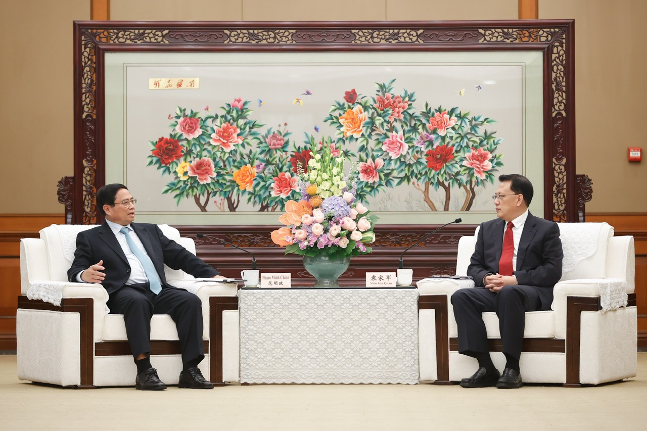 Thủ tướng Chính phủ Phạm Minh Chính hội kiến ông Viên Gia Quân, Ủy viên Bộ Chính trị Trung ương Đảng Cộng sản Trung Quốc, Bí thư Thành ủy Trùng Khánh. Ảnh: Nhật Bắc. Thủ tướng Chính phủ Phạm Minh Chính hội kiến ông Viên Gia Quân, Ủy viên Bộ Chính trị Trung ương Đảng Cộng sản Trung Quốc, Bí thư Thành ủy Trùng Khánh. Ảnh: Nhật Bắc.
