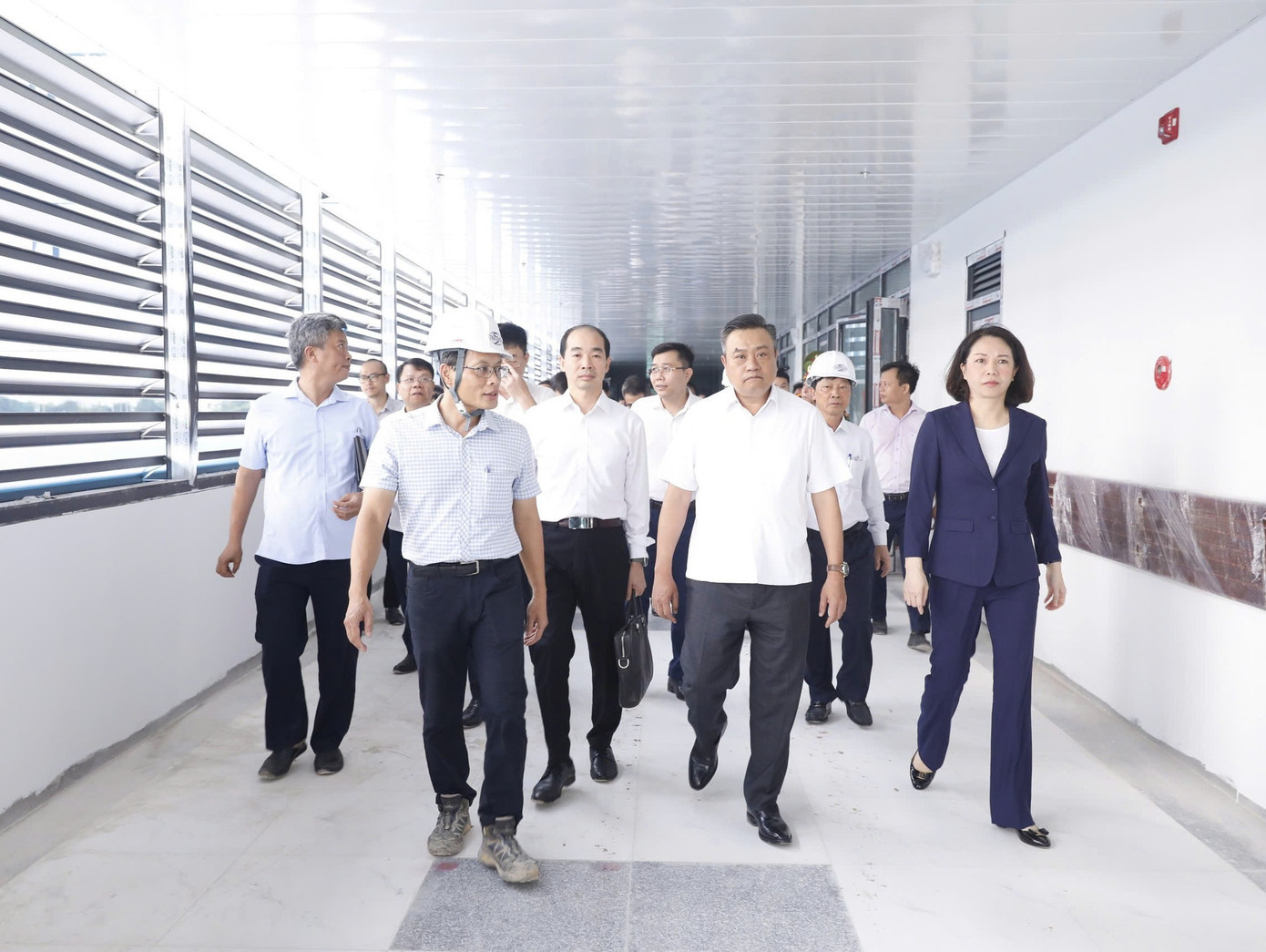 Lãnh đạo UBND thành phố kiểm tra tiến độ dự án đầu tư xây dựng Bệnh viện Nhi Hà Nội (giai đoạn 1). Ảnh: HNM. Lãnh đạo UBND thành phố kiểm tra tiến độ dự án đầu tư xây dựng Bệnh viện Nhi Hà Nội (giai đoạn 1). Ảnh: HNM.