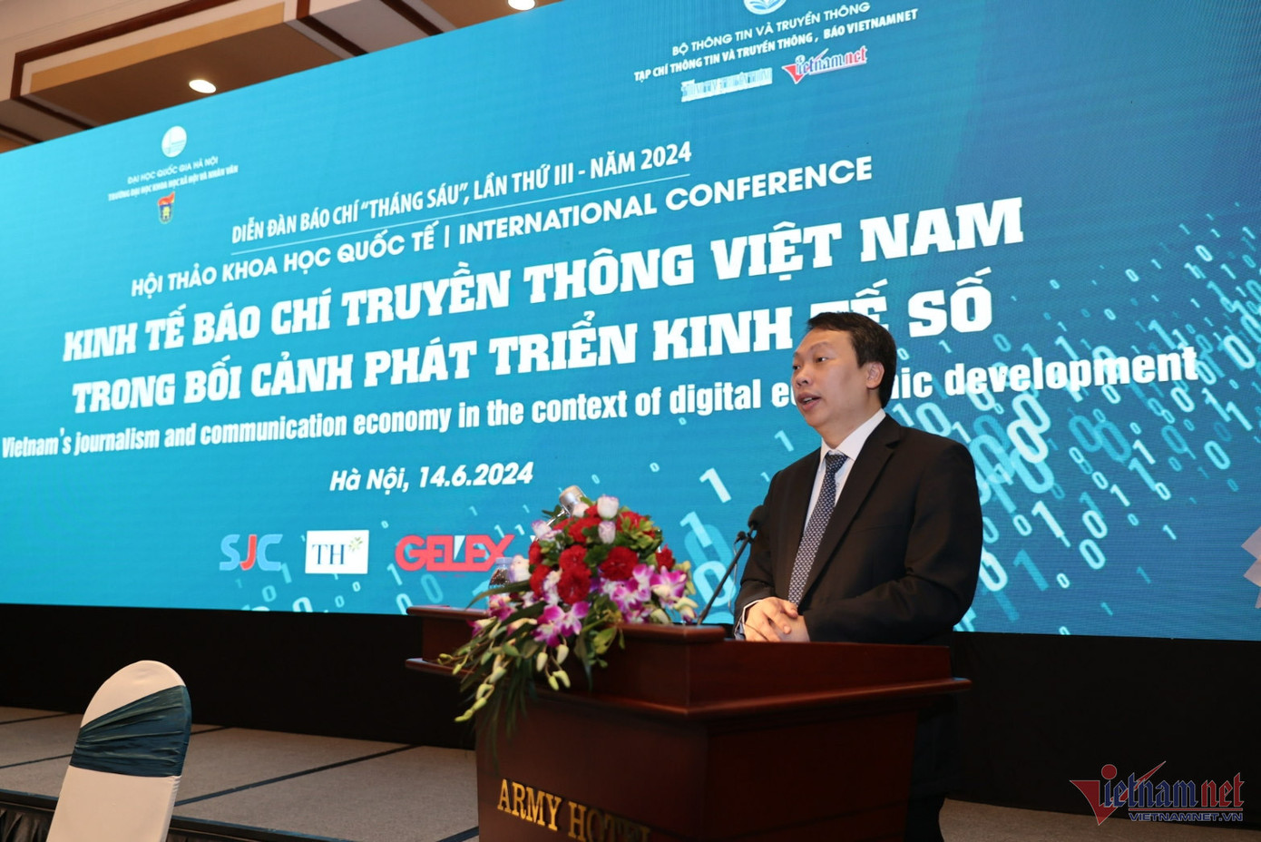 Thứ trưởng Bộ TT&TT Nguyễn Huy Dũng phát biểu tại hội thảo. Ảnh: Vietnamnet. Thứ trưởng Bộ TT&TT Nguyễn Huy Dũng phát biểu tại hội thảo. Ảnh: Vietnamnet.