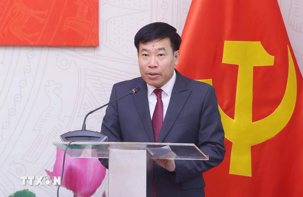 Phó trưởng Ban Đối ngoại Trung ương Nguyễn Mạnh Cường phát biểu nhận nhiệm vụ. Ảnh: TTXVN. Phó trưởng Ban Đối ngoại Trung ương Nguyễn Mạnh Cường phát biểu nhận nhiệm vụ. Ảnh: TTXVN.