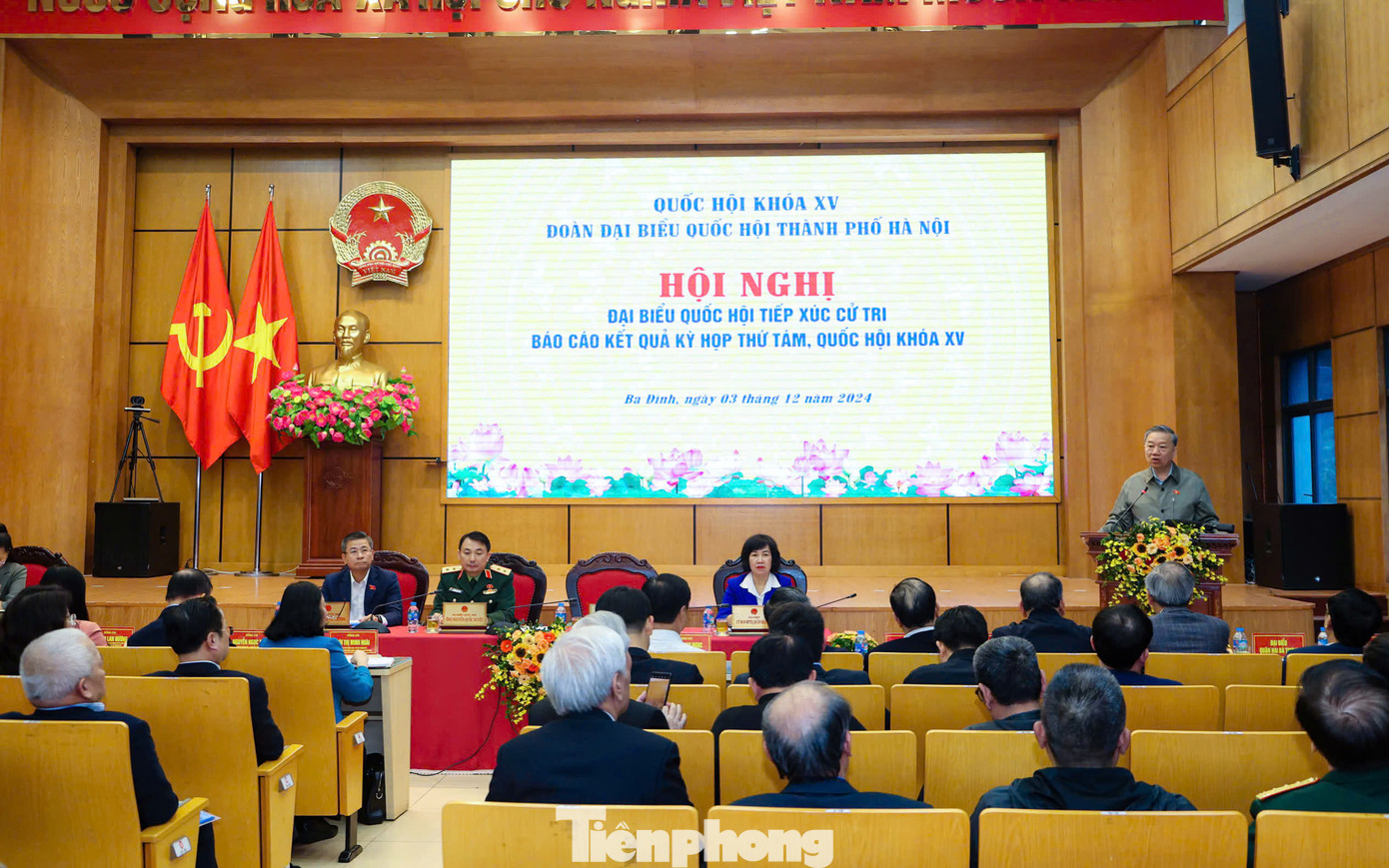 Tổng Bí thư Tô Lâm tiếp xúc cử tri Thủ đô Hà Nội. Ảnh: Như Ý.