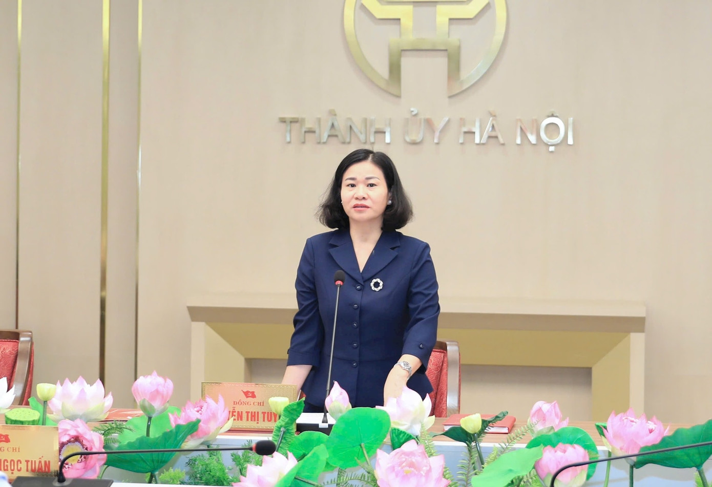 Phó Bí thư Thường trực Thành uỷ Hà Nội Nguyễn Thị Tuyến phát biểu tại phiên họp. Ảnh: HNM. Phó Bí thư Thường trực Thành uỷ Hà Nội Nguyễn Thị Tuyến phát biểu tại phiên họp. Ảnh: HNM.