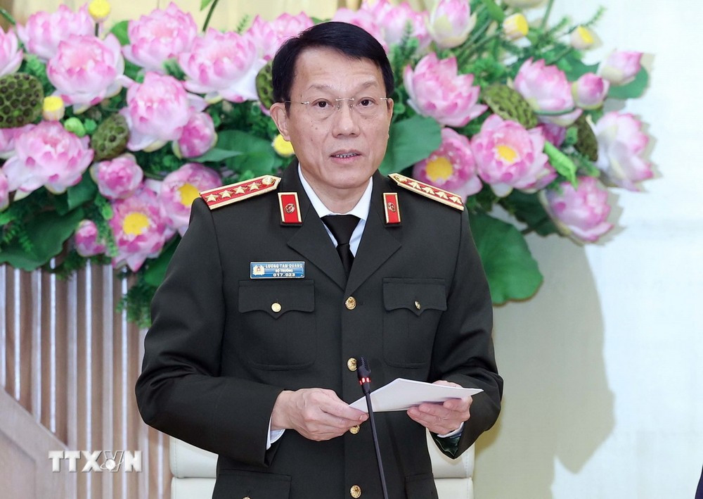 Đại tướng Lương Tam Quang, Bí thư Đảng ủy Công an Trung ương, Bộ trưởng Bộ Công an phát biểu tại hội nghị. Ảnh: TTXVN.