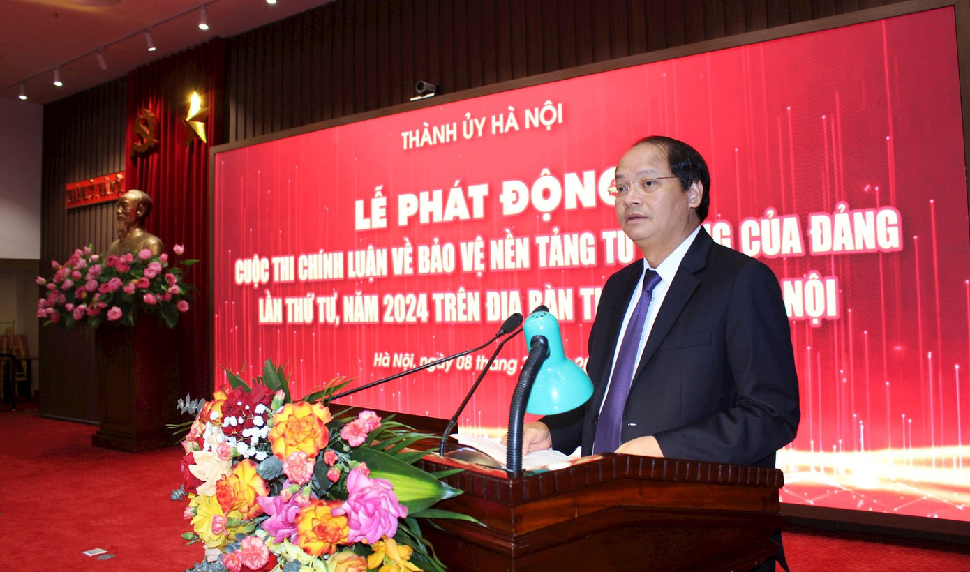 Trưởng ban Tuyên giáo Thành ủy Hà Nội Nguyễn Doãn Toản phát biểu tại hội nghị. Ảnh: PV. Trưởng ban Tuyên giáo Thành ủy Hà Nội Nguyễn Doãn Toản phát biểu tại hội nghị. Ảnh: PV.