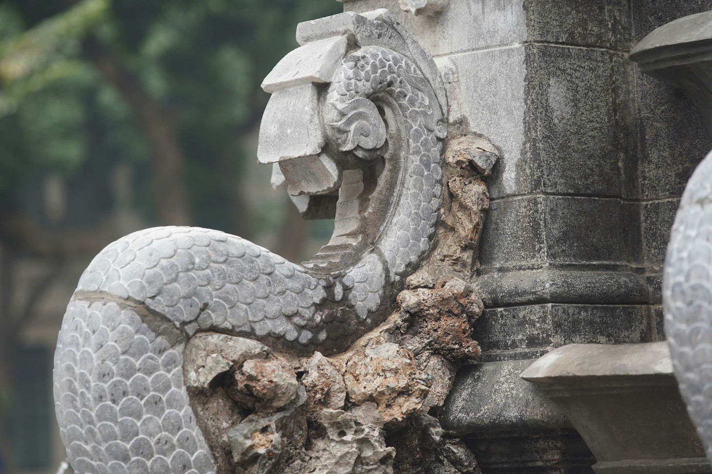 Các chi tiết cổ, nguyên bản của công trình được giữ nguyên sau quá trình trùng tu, cải tạo. Ảnh: Duy Phạm.