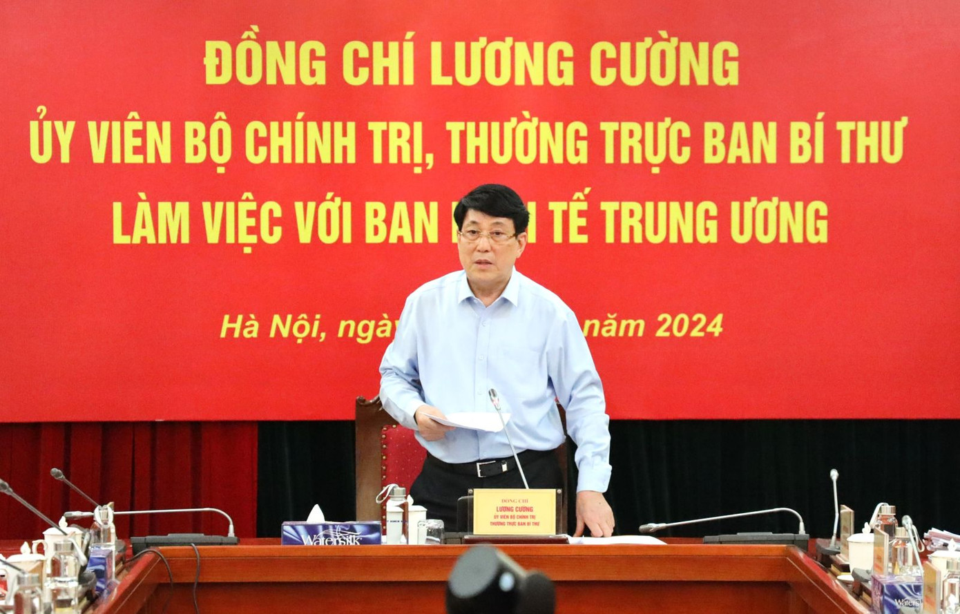Thường trực Ban Bí thư Lương Cường phát biểu tại buổi làm việc. Ảnh: PV.