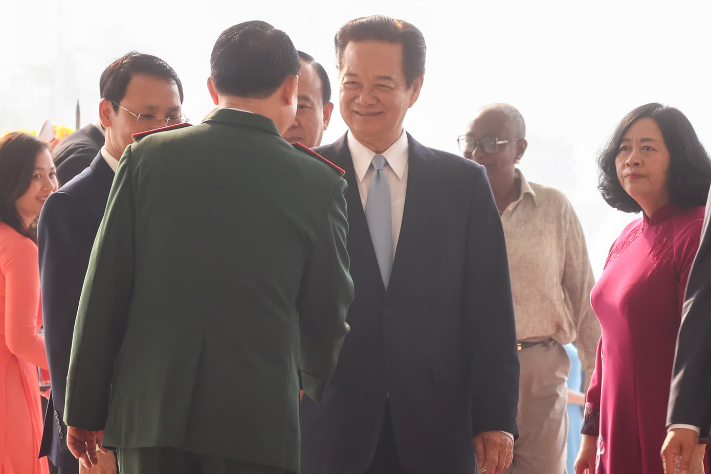 Nguyên Thủ tướng Chính phủ Nguyễn Tấn Dũng dự chương trình kỷ niệm. Ảnh: Như Ý. Nguyên Thủ tướng Chính phủ Nguyễn Tấn Dũng dự chương trình kỷ niệm. Ảnh: Như Ý.