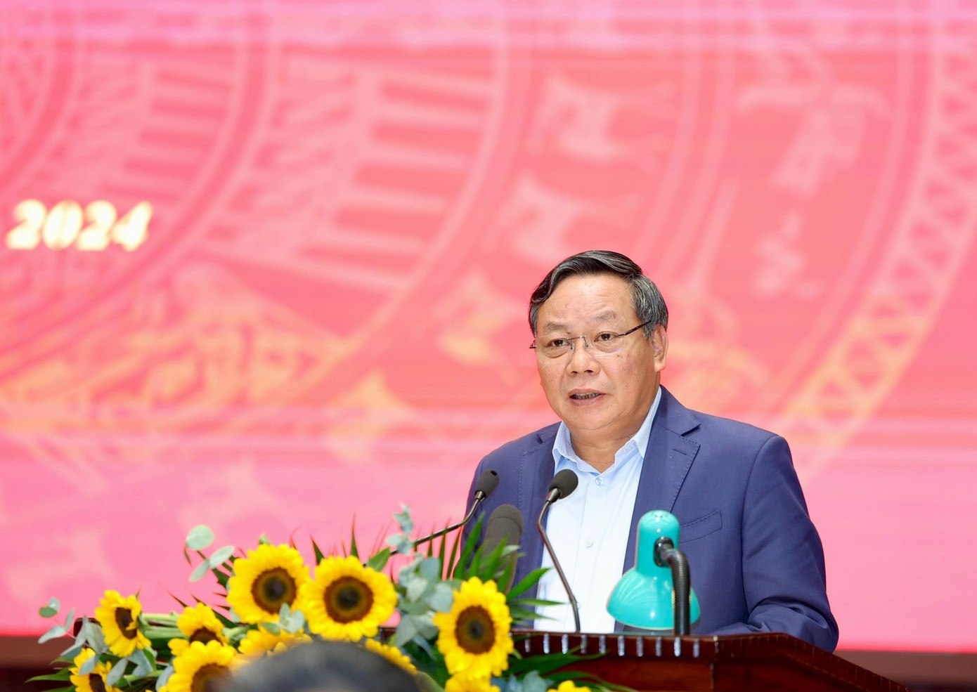 Phó Bí thư Thường trực Thành ủy Hà Nội Nguyễn Văn Phong. Ảnh: Viết Thành.