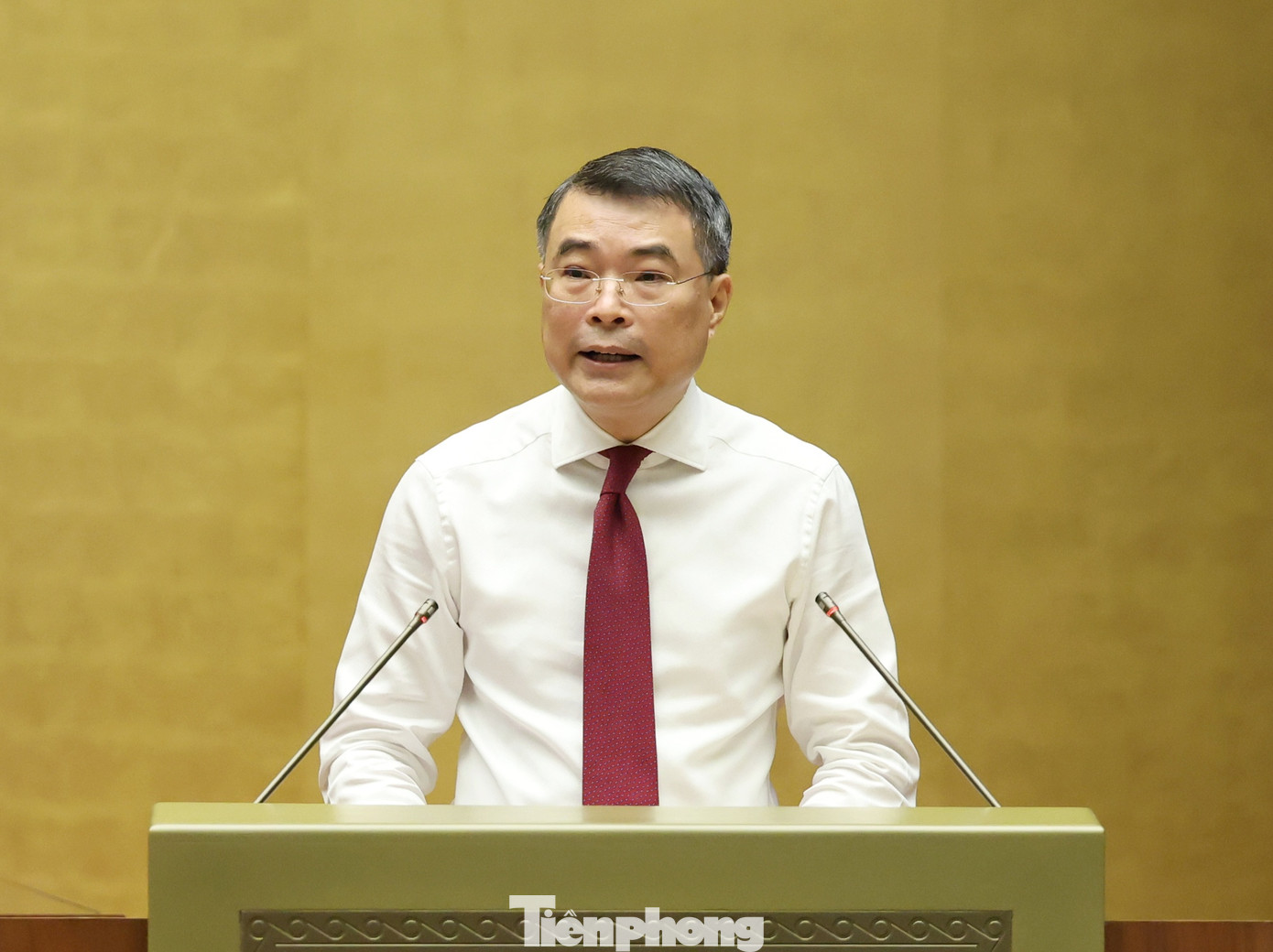 Trưởng ban Tổ chức T.Ư Lê Minh Hưng trình bày nội dung Chỉ thị 35. (Ảnh: Như Ý)