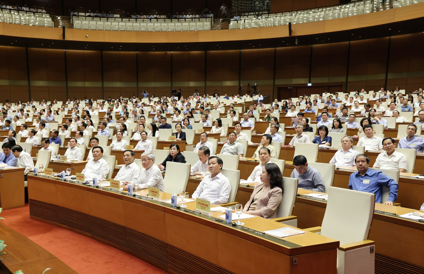 Nhiều đồng chí lãnh đạo Đảng, Nhà nước dự hội nghị. (Ảnh: Như Ý)