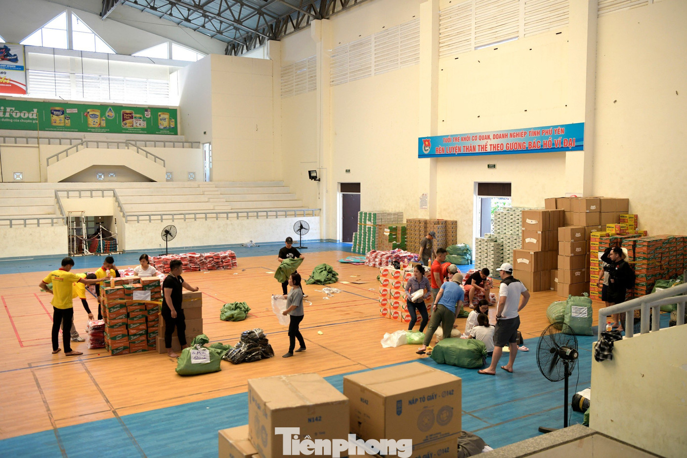 Những sản phẩm trong bộ racekit của Tiền Phong Marathoncũng được chuẩn bị sẵn sàng cho các vận động viên về dự giải.