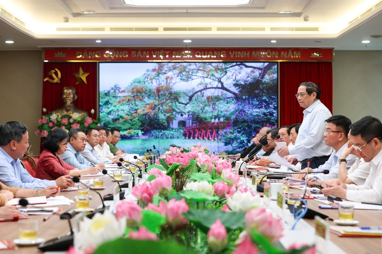 Thủ tướng Chính phủ Phạm Minh Chính phát biểu kết luận buổi làm việc. Ảnh: VGP. Thủ tướng Chính phủ Phạm Minh Chính phát biểu kết luận buổi làm việc. Ảnh: VGP.