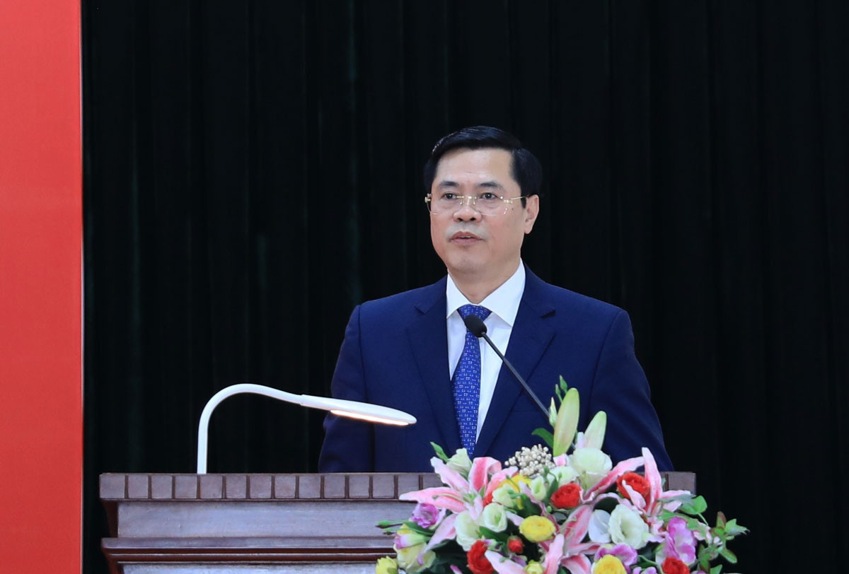 Ông Nguyễn Xuân Phong phát biểu nhận nhiệm vụ. Ảnh: PV Ông Nguyễn Xuân Phong phát biểu nhận nhiệm vụ. Ảnh: PV