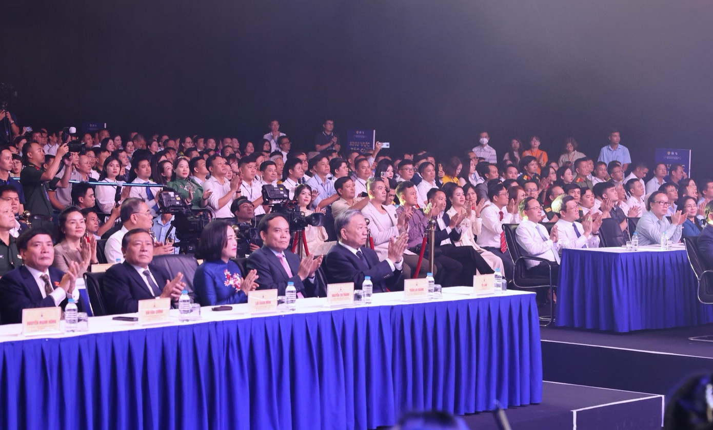 Các đại biểu dự Lễ trao Giải Báo chí Quốc gia lần thứ XVIII - năm 2023. (Ảnh: Như Ý)