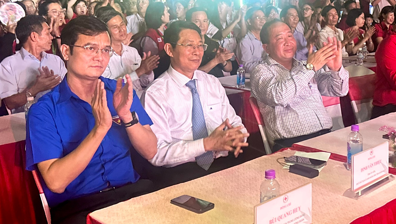 Các đại biểu tham dự Hội trại thanh niên, tình nguyện viên Chữ thập đỏ toàn quốc lần thứ VI.