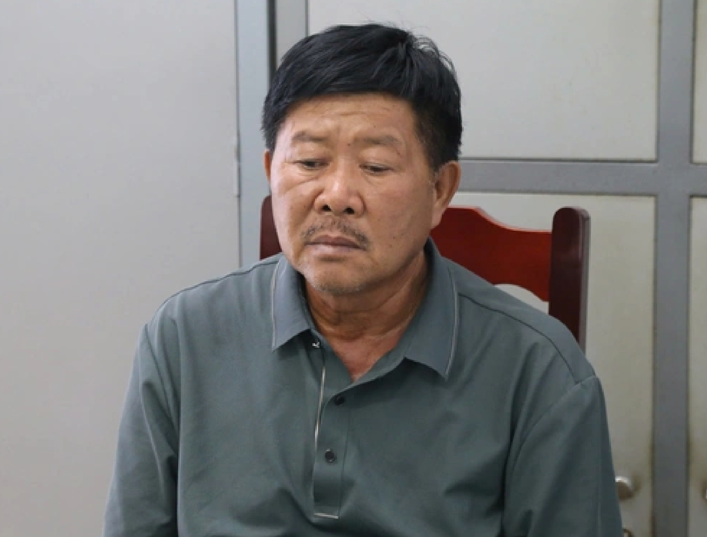 Đối tượng Đào Văn Thăng tại cơ quan công an. Ảnh: CANT.