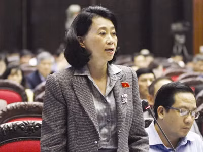 Bà Đặng Thị Hoàng Yến