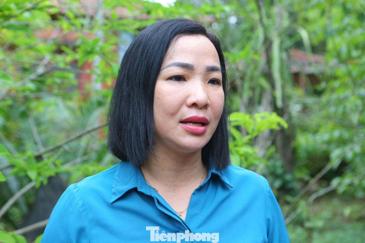 Bà Phạm Thị Mai Anh, Phó Bí thư Đảng ủy, Chủ tịch UBND xã Việt Hải, huyện Cát Hải (TP Hải Phòng). (Ảnh: Trọng Tài)