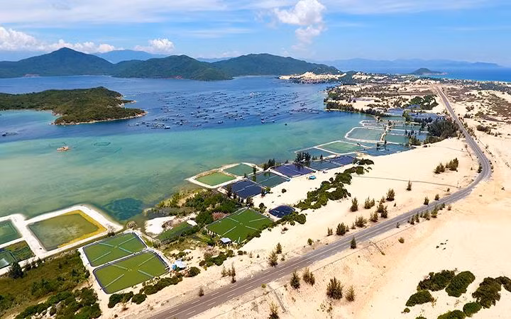 Khu kinh tế Vân Phong, Khánh Hòa. (Ảnh: Báo Nhân dân)