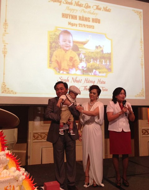 Ngoài ra, ông Dũng còn úp mở chuyện xích mích trong gia đình với người vợ cả và hai người con đầu, khi nói: 