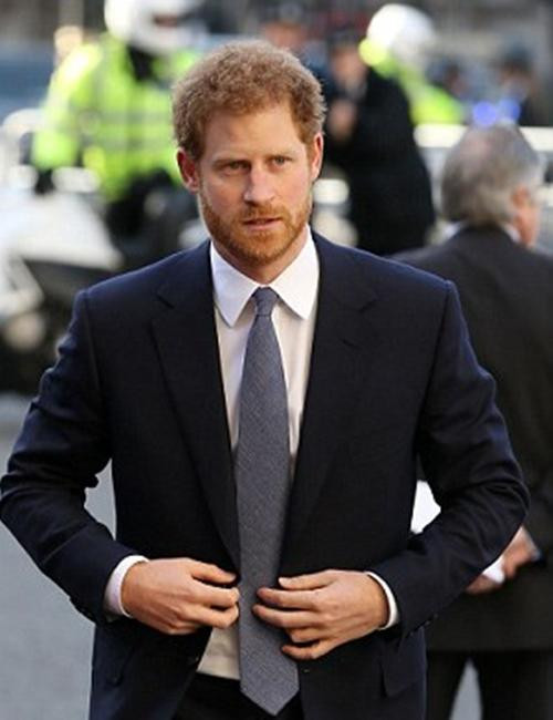 Hoàng tử Harry sẽ không mặc giống anh trai William khi về Anh dự tang lễ Hoàng thân Philip. Ảnh: James Gourley/ REX/ Shutterstock. Hoàng tử Harry sẽ không mặc giống anh trai William khi về Anh dự tang lễ Hoàng thân Philip. Ảnh: James Gourley/ REX/ Shutterstock.