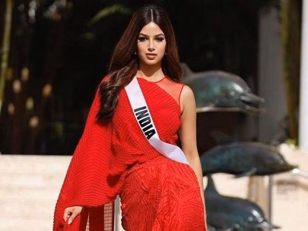 Hoa hậu Hoàn vũ 2021 Harnaaz Sandhu không hài lòng khi bị bảo rằng cô giành vương miện "chỉ vì mặt xinh". Ảnh: Lokma Times. Hoa hậu Hoàn vũ 2021 Harnaaz Sandhu không hài lòng khi bị bảo rằng cô giành vương miện "chỉ vì mặt xinh". Ảnh: Lokma Times.