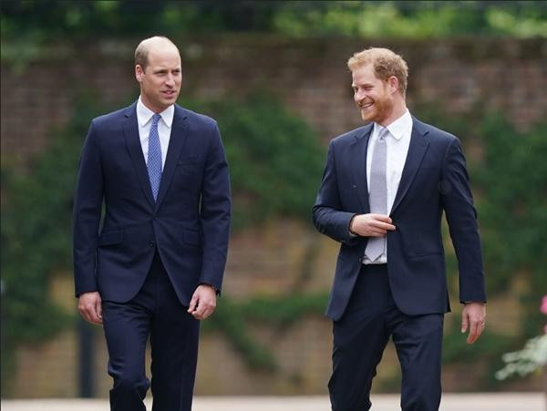 Lần gặp gỡ gần nhất của anh em William - Harry là hồi đầu tháng 7. Ảnh: WPA Pool/ Getty Images. Lần gặp gỡ gần nhất của anh em William - Harry là hồi đầu tháng 7. Ảnh: WPA Pool/ Getty Images.