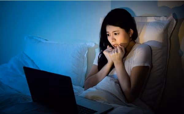 Một công ty ở Mỹ đang tuyển người xem phim kinh dị. Ảnh minh họa: 123rt.