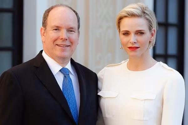 Thân vương Albert II và Vương phi Charlene của Monaco. Ảnh: PLS Pool/ Getty Images.