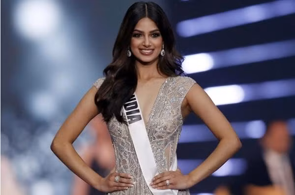 Hóa ra Harnaaz Sandhu đã đặc biệt ngay từ khi chào đời. Ảnh: EPA.