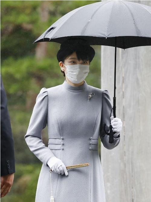 Công chúa Mako đi thăm mộ tổ tiên vào hôm nay. Ảnh: Kyodo. Công chúa Mako đi thăm mộ tổ tiên vào hôm nay. Ảnh: Kyodo.