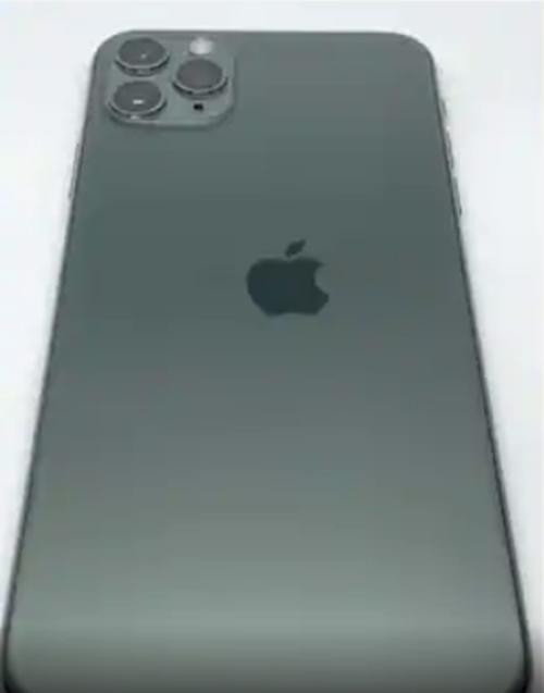 Nhìn nghiêng một chút sẽ thấy rõ hơn. Ảnh: Twitter.