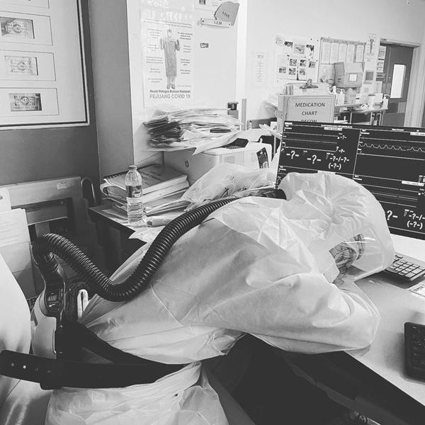 Một nhân viên y tế trong bệnh viện ở Malaysia. Ảnh: Timothy Lau. Một nhân viên y tế trong bệnh viện ở Malaysia. Ảnh: Timothy Lau.