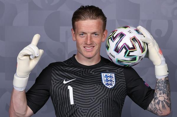 Thủ môn đội tuyển Anh chưa phải vào lưới nhặt bóng lần nào ở EURO 2020. Ảnh: Getty Images. Thủ môn đội tuyển Anh chưa phải vào lưới nhặt bóng lần nào ở EURO 2020. Ảnh: Getty Images.