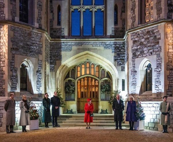 "Nhóm bộ 8" của Hoàng gia Anh (ảnh chụp cuối năm 2020). Ảnh: Windsor Castle.