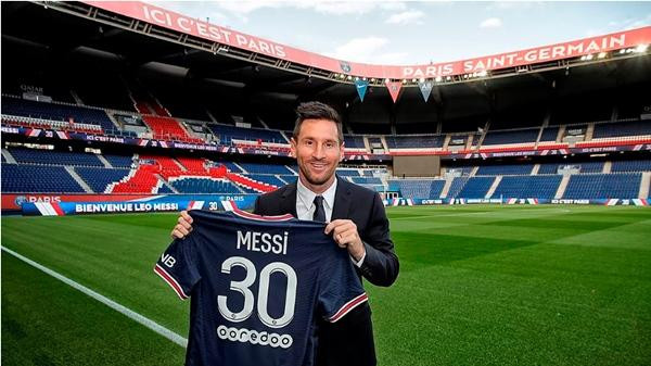PSG đã chi số tiền khổng lồ để có được Messi. Ảnh: Marca.