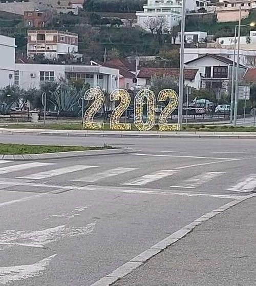 Giờ là năm bao nhiêu rồi nhỉ? Ảnh: Riquelm. Giờ là năm bao nhiêu rồi nhỉ? Ảnh: Riquelm.