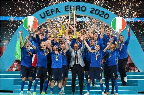 Và chức vô địch EURO 2020 cũng thuộc về người Ý. Ảnh: Michael Regan/ Pool/ AP. Và chức vô địch EURO 2020 cũng thuộc về người Ý. Ảnh: Michael Regan/ Pool/ AP.