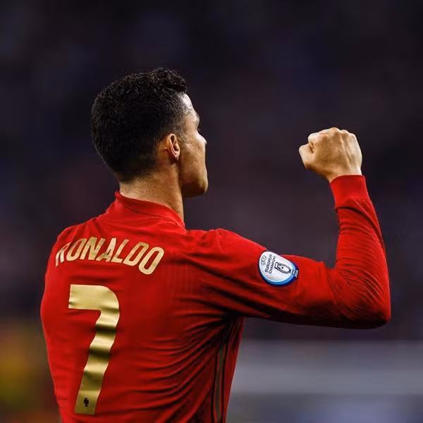 Không thể phủ nhận rằng Ronaldo là một huyền thoại. Ảnh: Instagram.