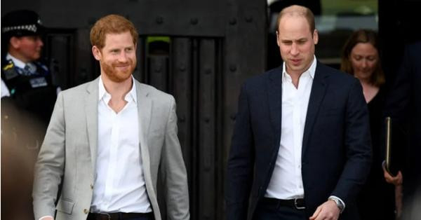 Theo kế hoạch thì William - Harry sẽ cùng tham gia buổi khánh thành tượng Công nương Diana, nhưng bây giờ thì không biết thế nào. Ảnh: SplashNews. Theo kế hoạch thì William - Harry sẽ cùng tham gia buổi khánh thành tượng Công nương Diana, nhưng bây giờ thì không biết thế nào. Ảnh: SplashNews.