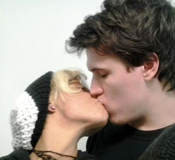 Joshua và Jessica. Ảnh: Facebook. Joshua và Jessica. Ảnh: Facebook.