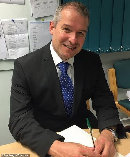 Thầy Hiệu trưởng Ceri Evans. Ảnh: Teaching in Thurrock.