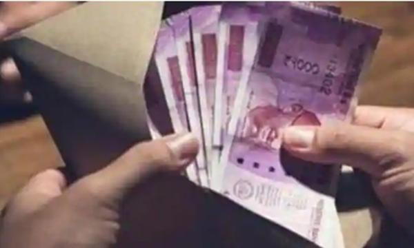 Hầu hết số tiền mà tên trộm đã lấy đều được dùng để trả viện phí cho chính anh ta. Ảnh: Getty Images/ iStock. Hầu hết số tiền mà tên trộm đã lấy đều được dùng để trả viện phí cho chính anh ta. Ảnh: Getty Images/ iStock.