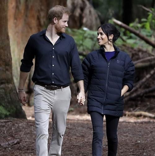 Theo Harry, thì việc rời bỏ Hoàng gia là lựa chọn của vợ chồng anh, để tự chăm sóc cho sức khỏe tâm thần của mình. Ảnh: POOL/ Getty Images. Theo Harry, thì việc rời bỏ Hoàng gia là lựa chọn của vợ chồng anh, để tự chăm sóc cho sức khỏe tâm thần của mình. Ảnh: POOL/ Getty Images.