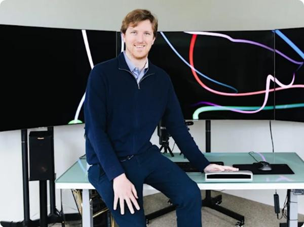 Austin, tỷ phú tự thân trẻ nhất thế giới. Ảnh: Luminar. Austin, tỷ phú tự thân trẻ nhất thế giới. Ảnh: Luminar.